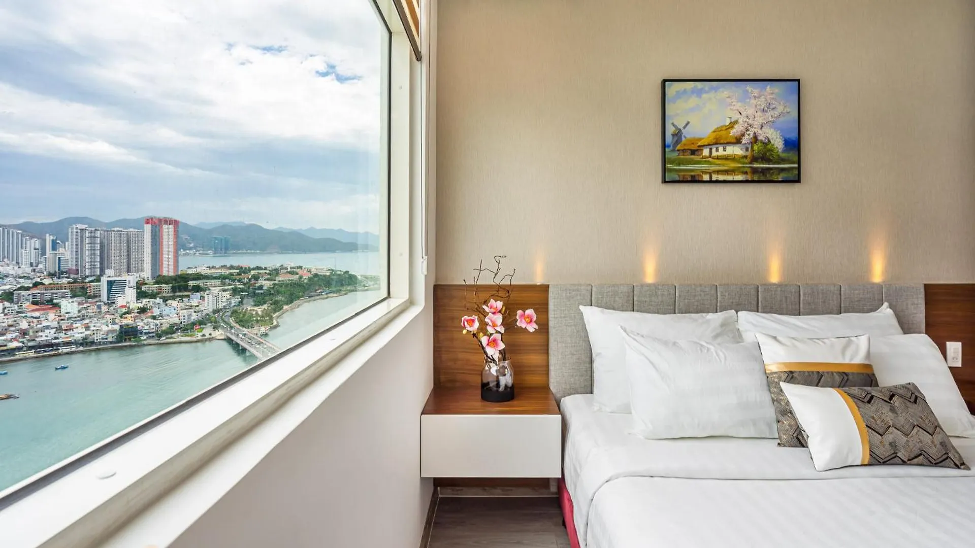 Suite Apartments 芽庄