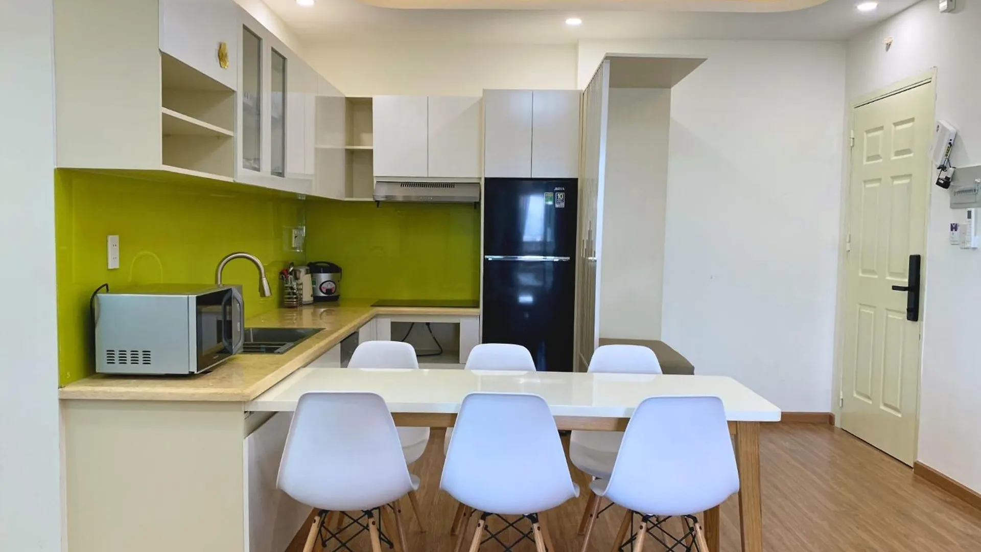 Suite Apartments 芽庄