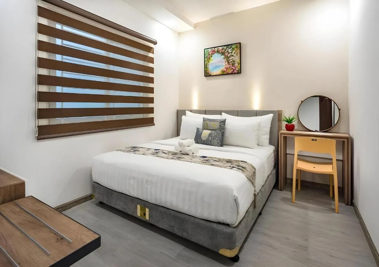 Suite Apartments Nha Trang 0*,